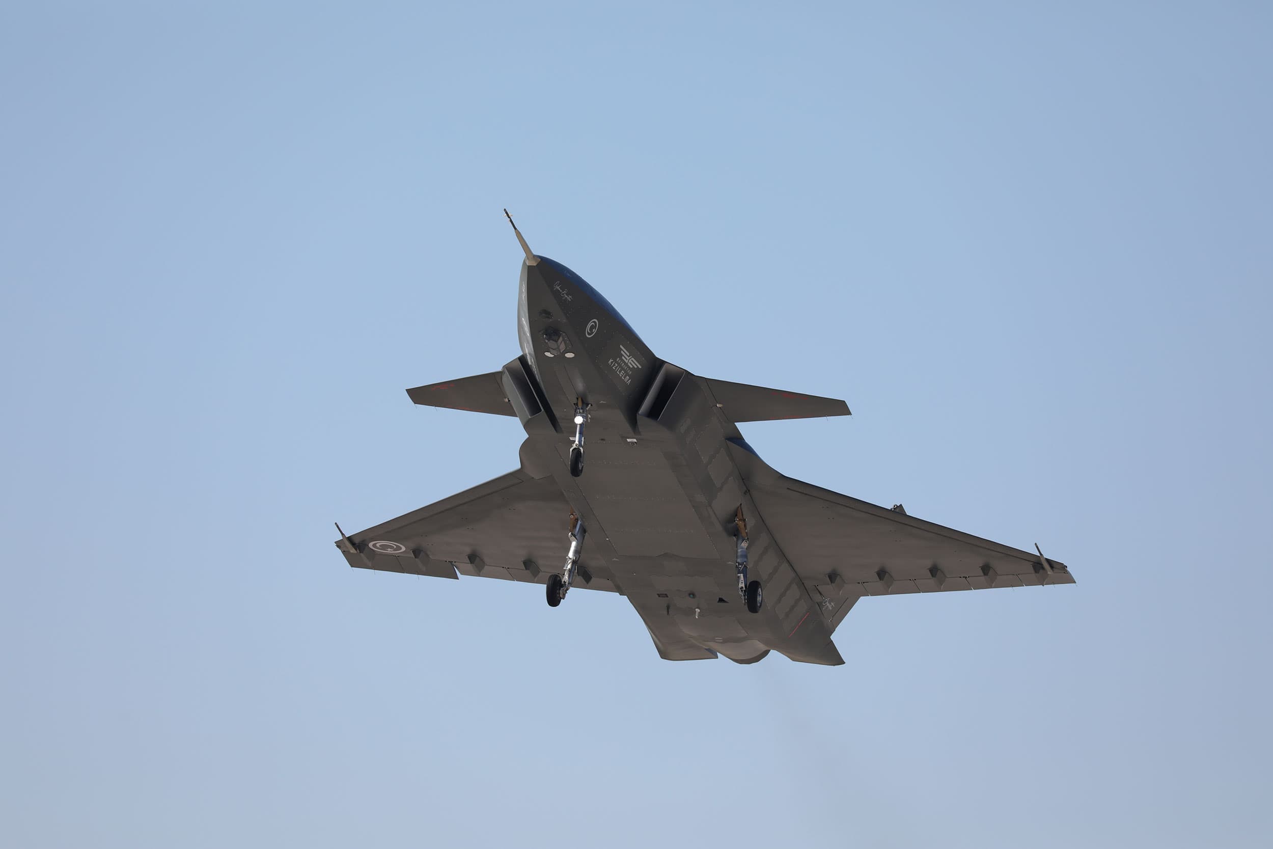 BAYRAKTAR KIZILELMA ORTA İRTİFA SİSTEM TANIMLAMA TESTİNİ BAŞARIYLA TAMAMLADI