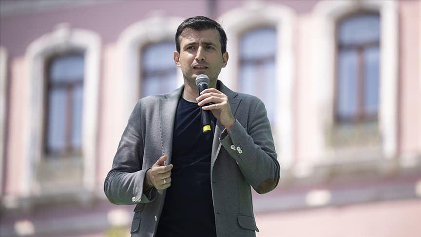 Baykar Yönetim Kurulu Başkanı Bayraktar'dan "Yatırım Dolandırıcılığı" Uyarısı