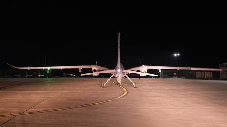 BAYRAKTAR AKINCI TİHA OPERATÖRLERİNİN GECE EĞİTİMLERİ BAŞLADI