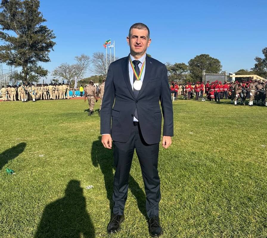 Baykar Genel Müdürü Haluk Bayraktar'a Etiyopya'dan Onur Madalyası