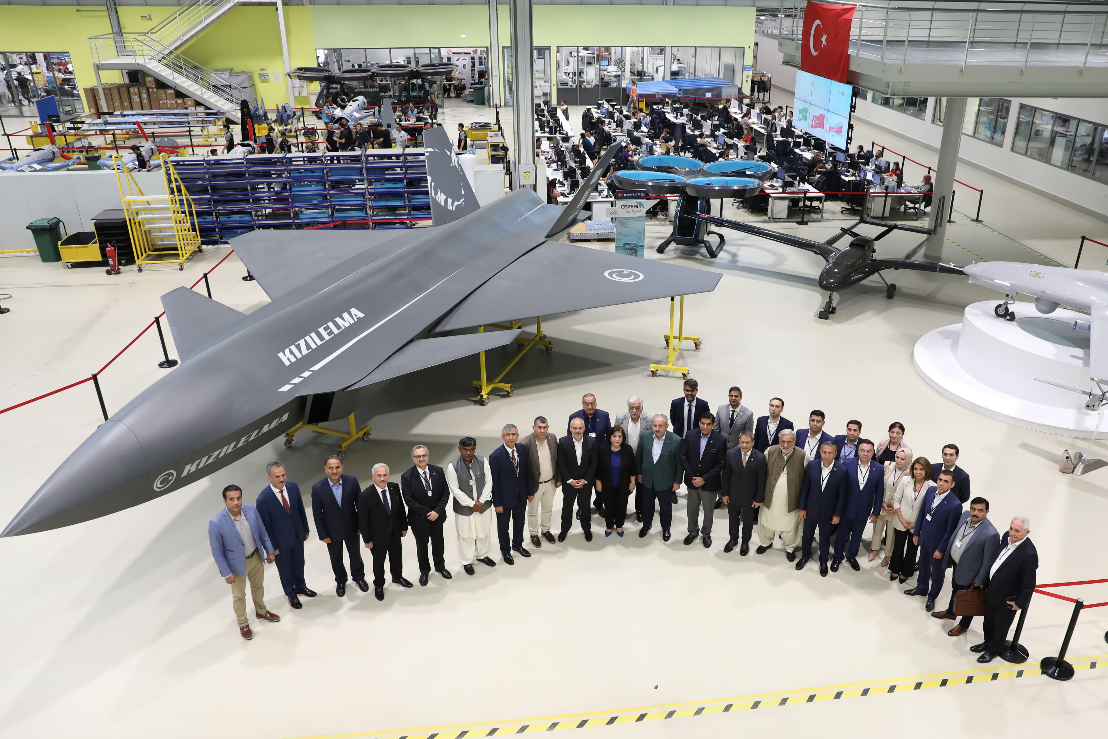 Türkiye, Azerbaycan ve Pakistan meclis başkanları, Baykar'ı ziyaret etti