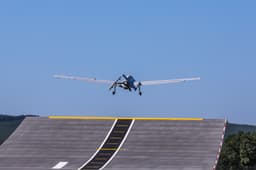 BAYRAKTAR TB3 İLK RAMPA KALKIŞ TESTİNİ BAŞARIYLA TAMAMLADI - Haber Görseli